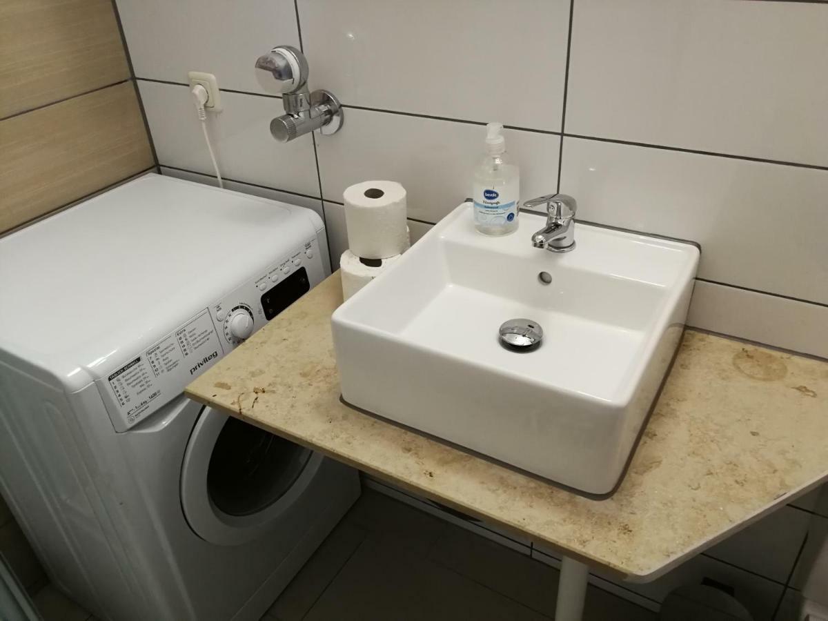 2-Zimmer Apartment Sofia, Gemuetlich Wie Zu Hause Offenbach am Main Eksteriør bilde